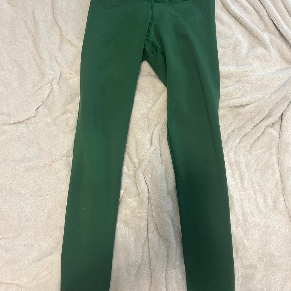 Aritzia TNA